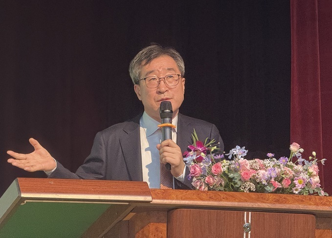 Reason Why Cosmetic Regulations Are Holding Back K-Beauty