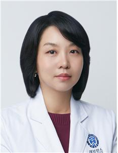 Why Maintaining Skin ECM is the Key to Youthful Treatments