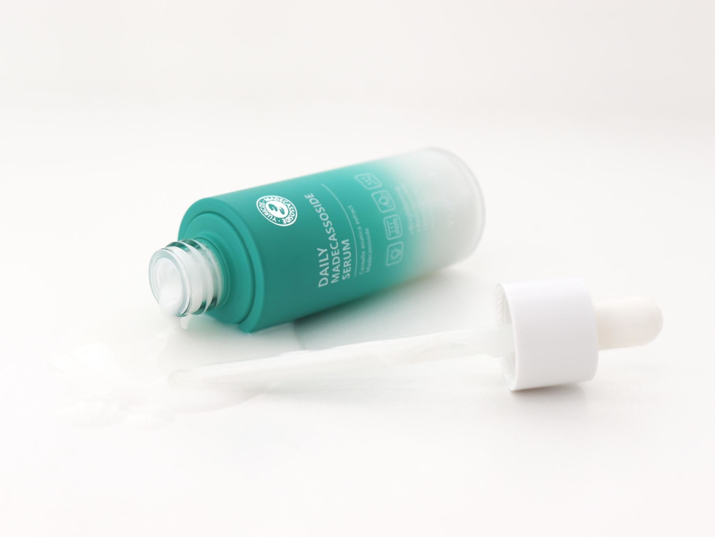 YURICO5 Daily Madeca, End Daily Care with Soothing, Moisturizing, Elasticity, and Whitening