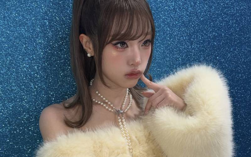Choi Yena Lemon Beam Makeup – Yellow Highlighter Formula to Combat Dark Circles and Redness