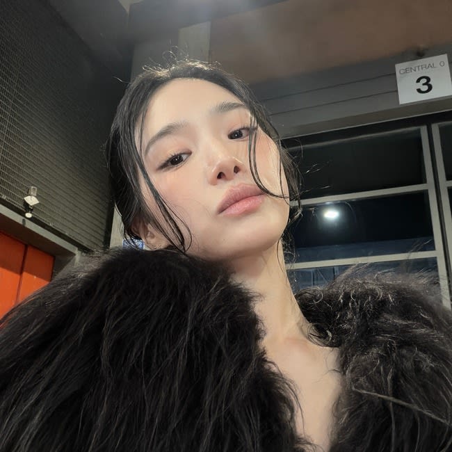 The Aesthetics of Restraint: 5 Key Points for This Fall’s Makeup Trends